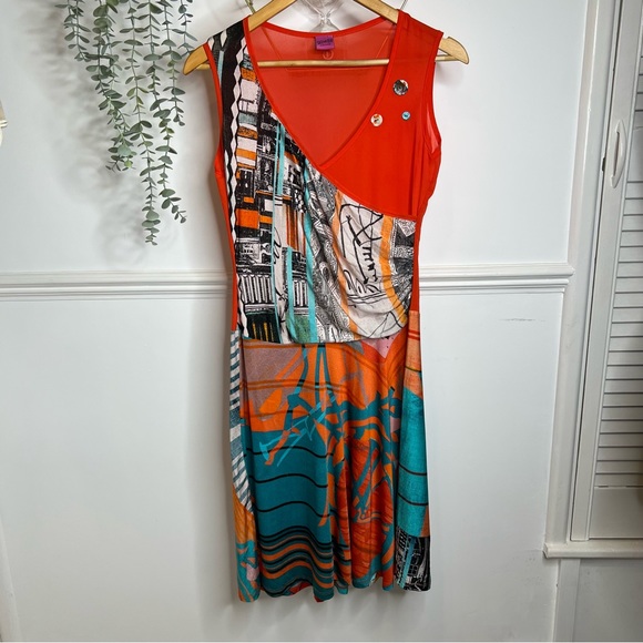 Save the Queen abstract print asymmetric hem midi wrap dress - Picture 6 of 8